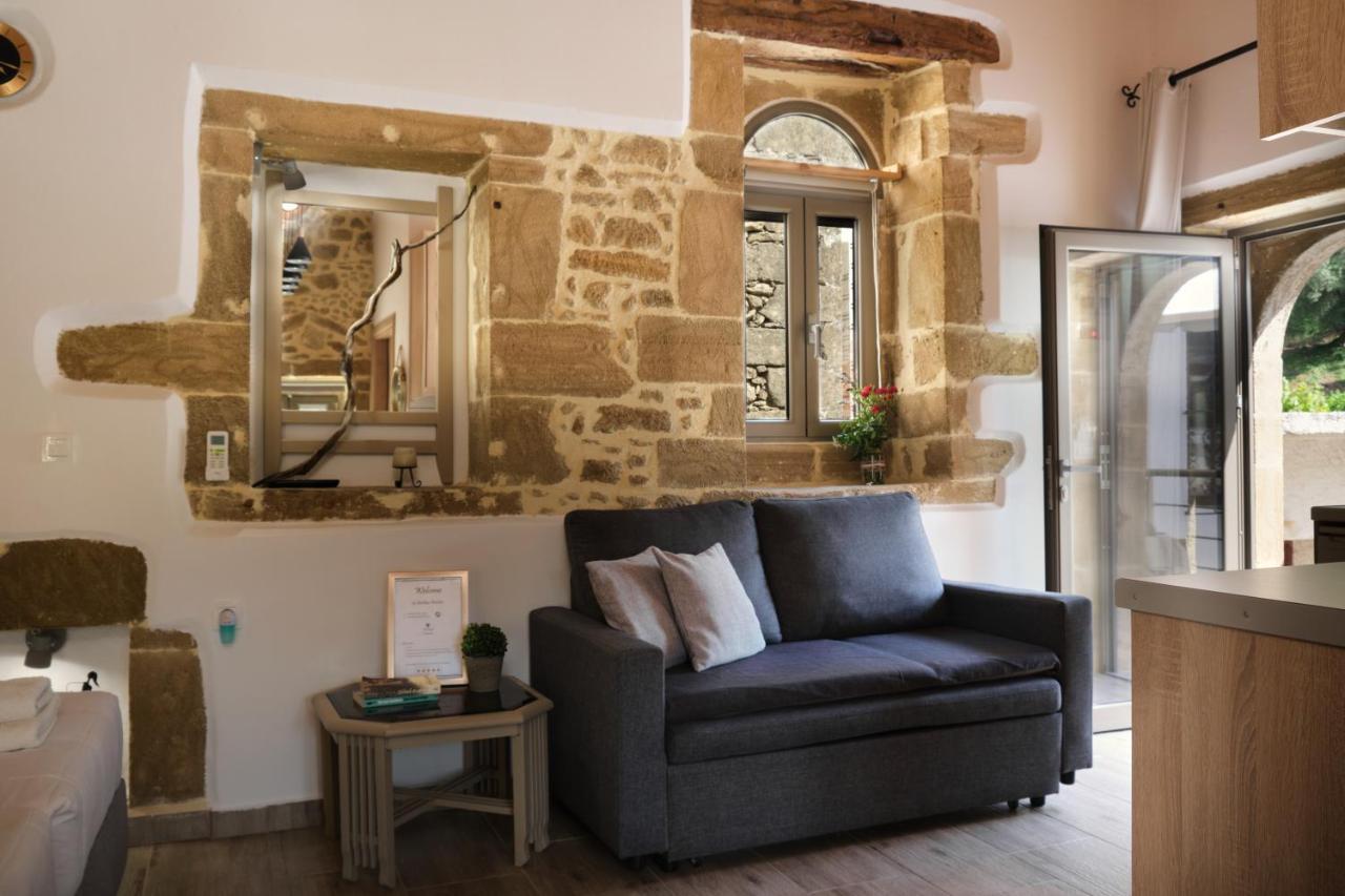 Kalathenai Studio Batilas מראה חיצוני תמונה